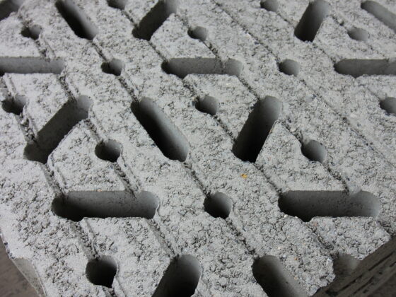 Drainerende betonelementen